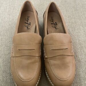 Tan dress shoes vintage size 7